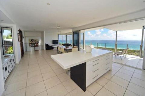 Oceanside 3 Bedrooms - Accommodation Kalgoorlie 6