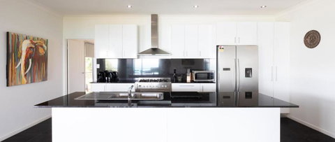 Casa Del Mar House Of The Sea - Accommodation Kalgoorlie 6