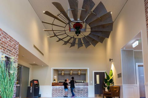 Porters Plainland Hotel - Accommodation Kalgoorlie 2