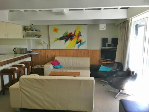 5 Maisonettes - Accommodation Kalgoorlie 6
