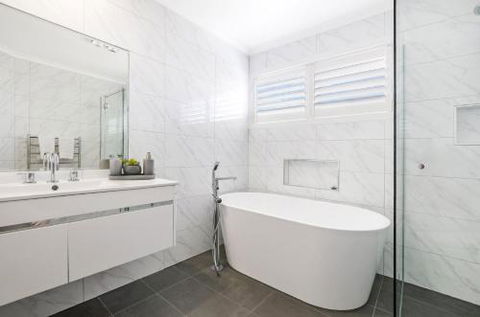 Saltys Newly Renovated - Accommodation Kalgoorlie 4