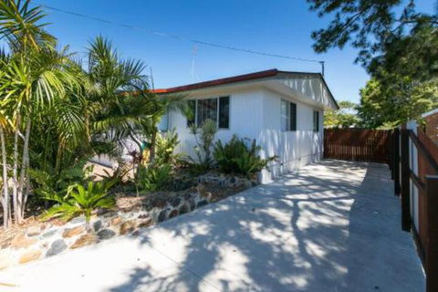 Charming Beach House - Accommodation Kalgoorlie 4