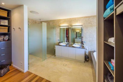 Shambhala At Sapphire Beach - Accommodation Kalgoorlie 4