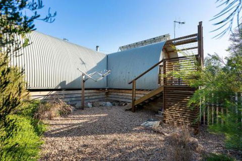 The Nissen - Accommodation Kalgoorlie 5