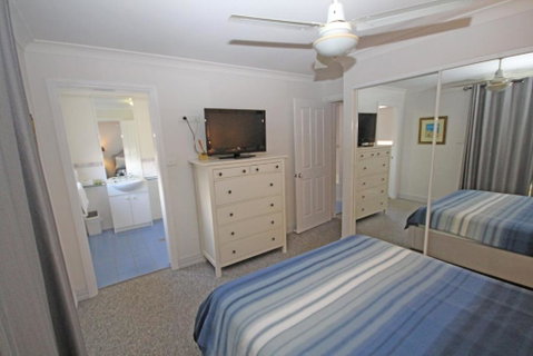 Paradise Waters No. 13 - Accommodation Kalgoorlie 3
