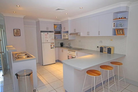Paradise Waters No. 13 - Accommodation Kalgoorlie 4