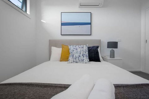 Trendy Sweet Home In Blackburn South - Accommodation Kalgoorlie 5