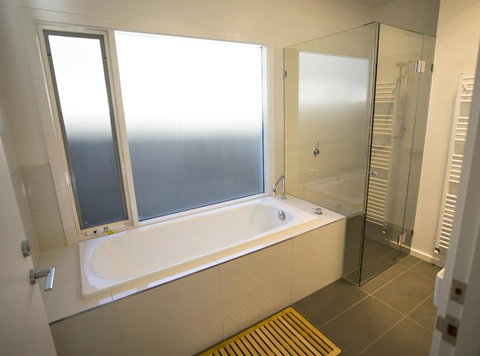 GALWAY COTTAGE - Accommodation Kalgoorlie 1