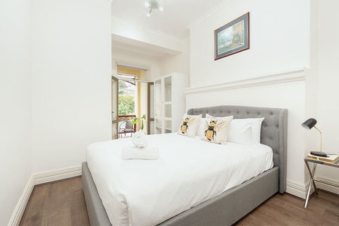 Stunning Sydney Home 10 - Accommodation Kalgoorlie 2