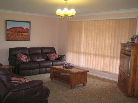 SEASCAPE In NARRAWALLEE - Accommodation Kalgoorlie 2