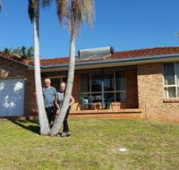 Twin Palms Holiday House at Lighthouse - Accommodation Kalgoorlie
