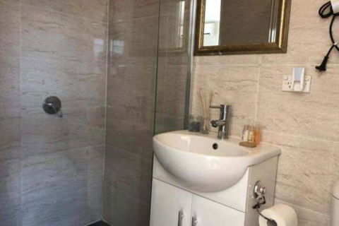 Travelers Affordable Studio Unit (Beverly Hills) - Accommodation Kalgoorlie 5