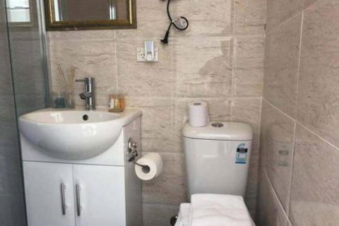 Travelers Affordable Studio Unit (Beverly Hills) - Accommodation Kalgoorlie 4