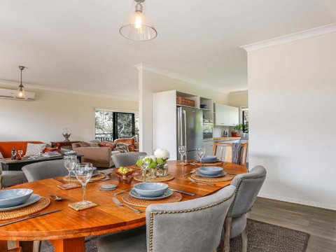 Bellara Your Home Among The Gum Trees! - Accommodation Kalgoorlie 2
