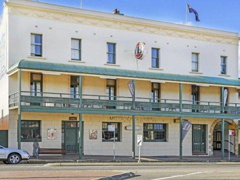 Bellara Your Home Among The Gum Trees! - Accommodation Kalgoorlie 4