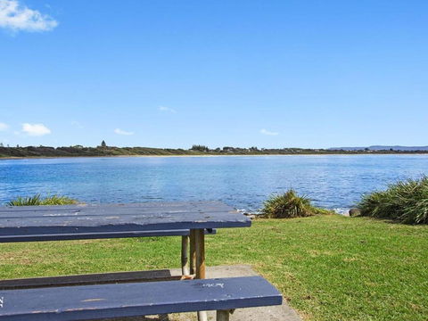 Penguins Rest Direct Beach Access From Complex - Accommodation Kalgoorlie 4