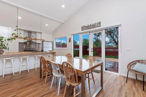 Thunder Point Cottage - Accommodation Kalgoorlie 0