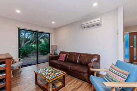 Thunder Point Cottage - Accommodation Kalgoorlie 3