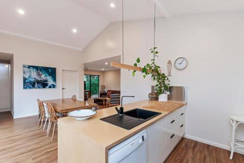 Thunder Point Cottage - Accommodation Kalgoorlie 2