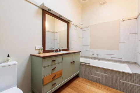 BEACHSIDE GETAWAY DROMANA - Accommodation Kalgoorlie 4