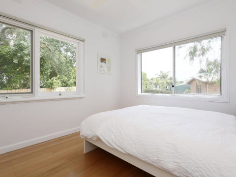 DROMANA BEACH SHACK... - Accommodation Kalgoorlie 4
