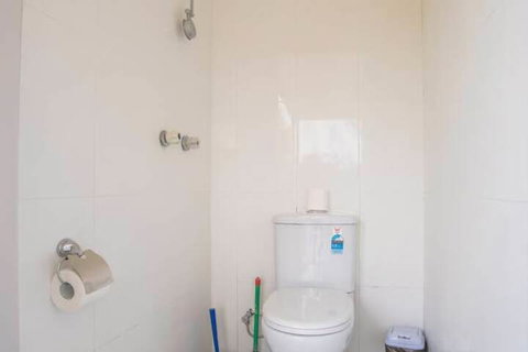 Beautiful Pre-loved Ashfield 4 Bedroom Home - Accommodation Kalgoorlie 7