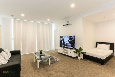 Modern, Spacious Apt@liverpool With Incredible Views - Accommodation Kalgoorlie 2