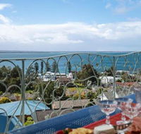 Baylife Villa 4a Warruga St. Large home with WIFI Netflix Aircon Linen  Spectacular Views - Accommodation Kalgoorlie