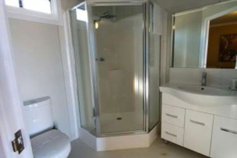 Cornwall House Accommodation - Accommodation Kalgoorlie 6