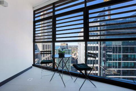 CITY HIGH Hosted By: LAbode Accommodation - Accommodation Kalgoorlie 6