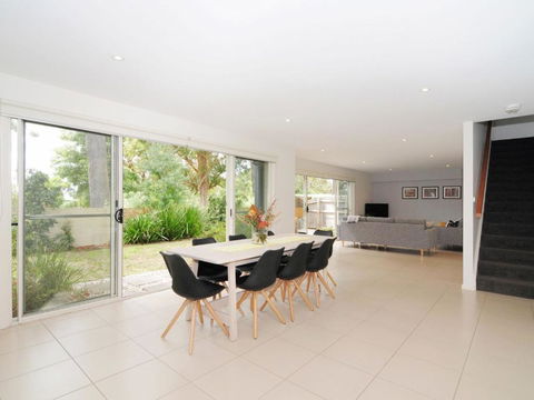 Acacia On Orion :: Jervis Bay Rentals - Accommodation Kalgoorlie 1