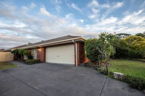 Quiet & Peaceful 3bed2bath Home @keilor Downs - Accommodation Kalgoorlie 0