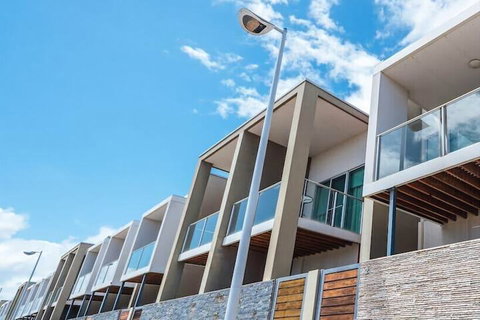 The Cove At New Port Pool Spa Sauna Gym & More - Accommodation Kalgoorlie 7