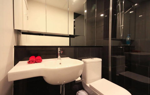 Amazing Waterfront Apartment - Accommodation Kalgoorlie 0