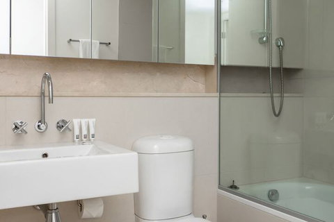 Sanctuary Apartments - Freshwater Place - Accommodation Kalgoorlie 6
