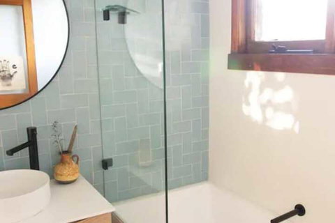 Charming Cottage With Leafy Courtyard - Accommodation Kalgoorlie 2