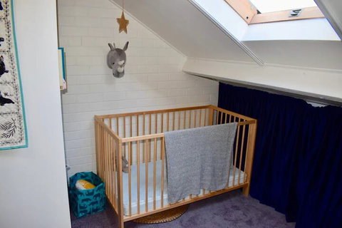 Charming Cottage With Leafy Courtyard - Accommodation Kalgoorlie 1