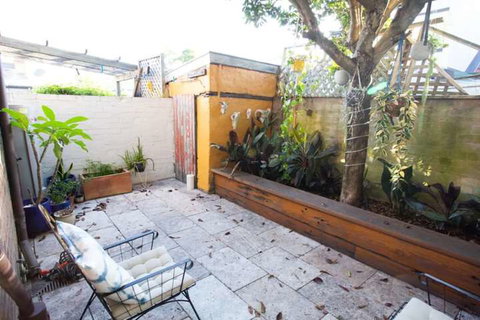Charming Cottage With Leafy Courtyard - Accommodation Kalgoorlie 6