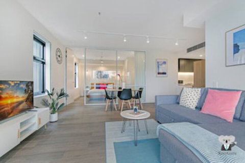 NEW Cozy Comfy APT Near Sydney Airport & CBD - Accommodation Kalgoorlie 0