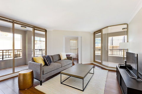 Woolloomooloo Modern Apartment 12 BRK - Accommodation Kalgoorlie 2