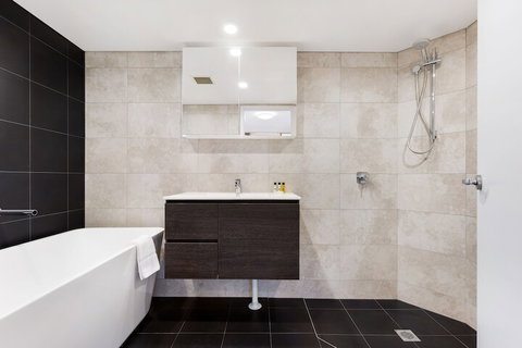 Woolloomooloo Modern Apartment 12 BRK - Accommodation Kalgoorlie 7