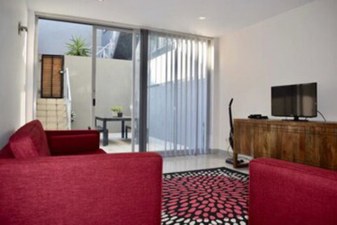 Tranquil 1 Bedroom Apartment With Sunny Courtyard - Accommodation Kalgoorlie 2