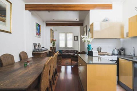 Surry Hills Terrace With Hot Tub - Accommodation Kalgoorlie 0