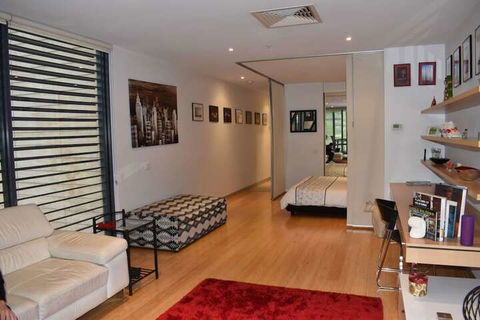 Spacious 1 Bedroom Apartment In The Heart Of Melbourne's CBD - Accommodation Kalgoorlie 7