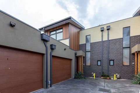 Impressive & Spacious New Townhouse@preston - Accommodation Kalgoorlie 1