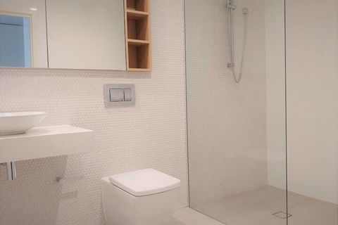 Luxury 1 Bedroom 1 Study With 1 Parking - Accommodation Kalgoorlie 5
