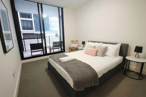 Luxury 1 Bedroom 1 Study With 1 Parking - Accommodation Kalgoorlie 3
