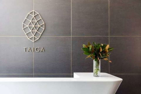 Luxury 1 Bedroom 1 Study With 1 Parking - Accommodation Kalgoorlie 7