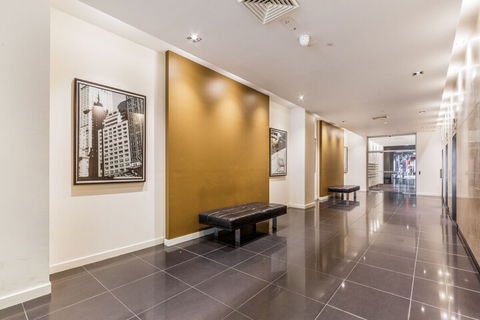 Tram Stop 5 Stylish 2 Bedroom In Downtown Melbourne - Accommodation Kalgoorlie 1