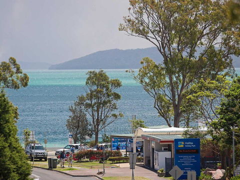 11 Shoreline 1 Intrepid Close Cosy Unit Within Walking Distance To The Water - Accommodation Kalgoorlie 2